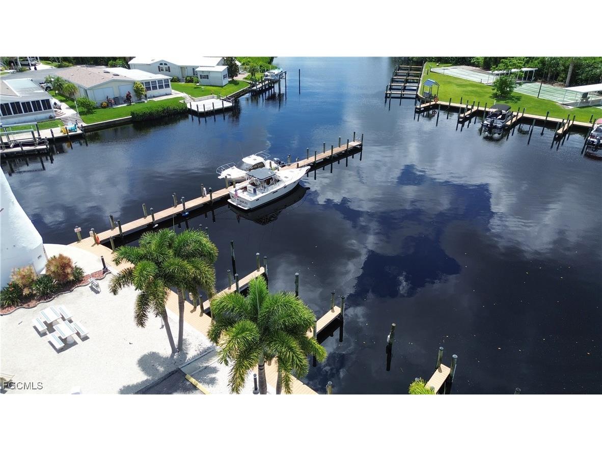 14513 Nathan Hale Lane North Fort Myers FL 33917 2025007586 image39