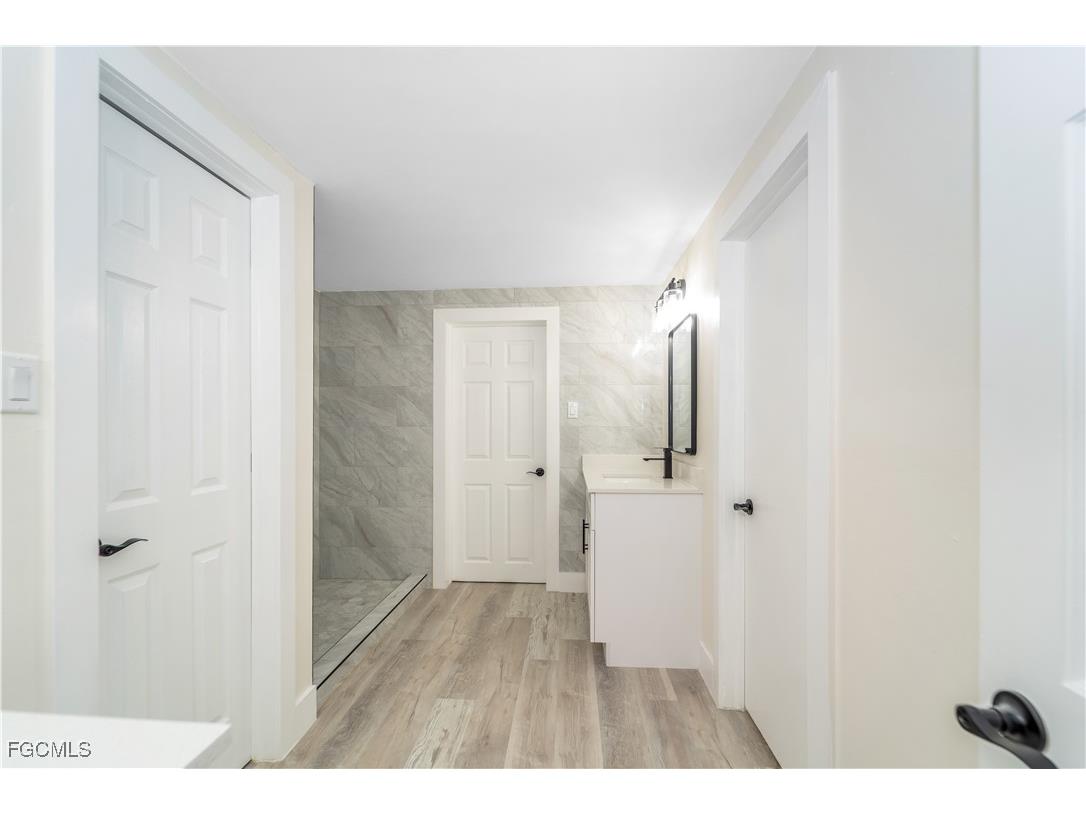 14513 Riverside Drive Fort Myers FL 33905 2025013594 image17