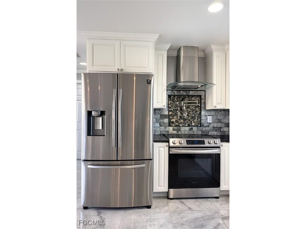 1452 SE 15th Terrace Cape Coral FL 33990 2025022977 image6