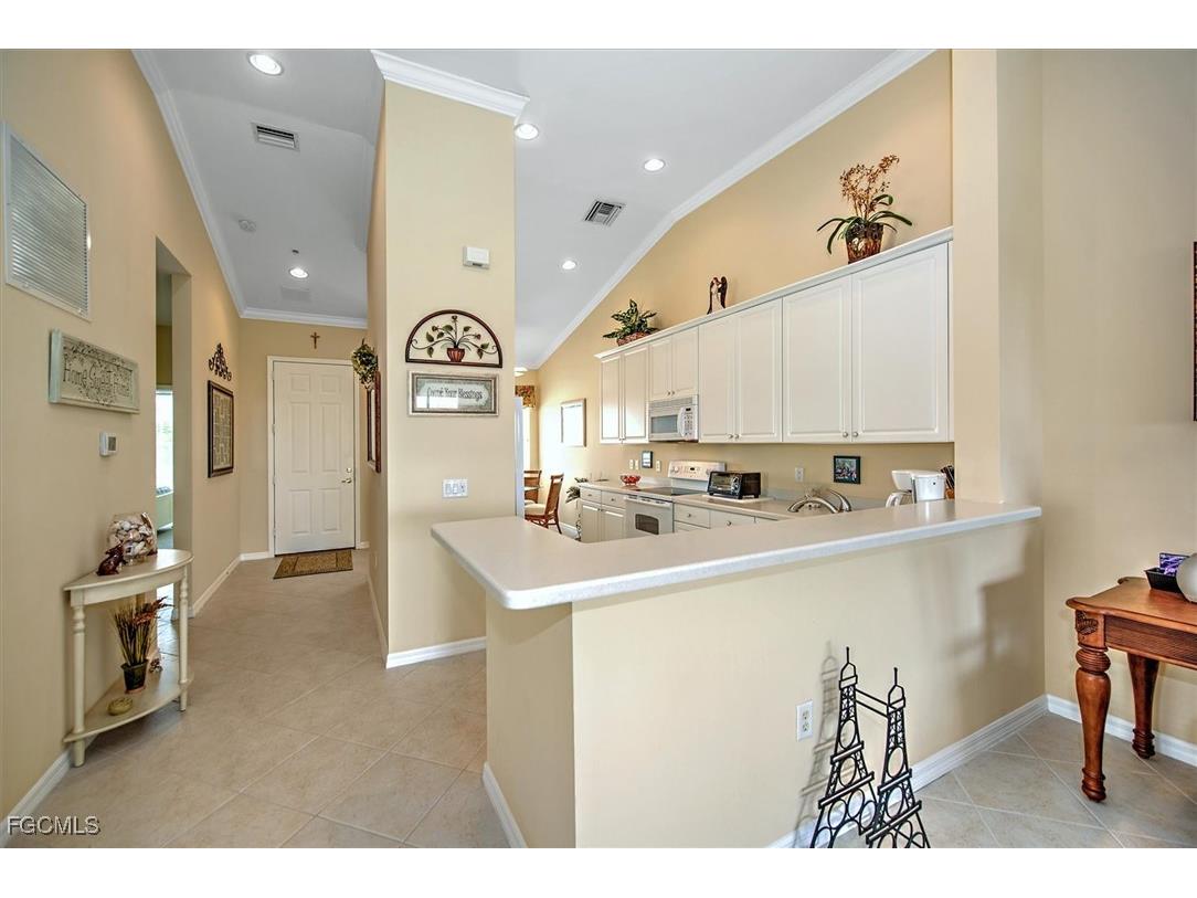 14525 Abaco Lakes Drive #206 Fort Myers FL 33908 2025003434 image4