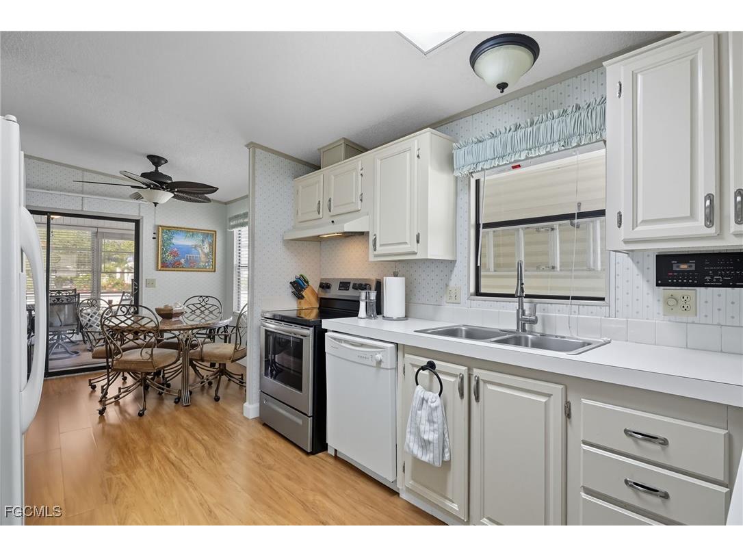 14527 Paul Revere Loop North Fort Myers FL 33917 2025013858 image13