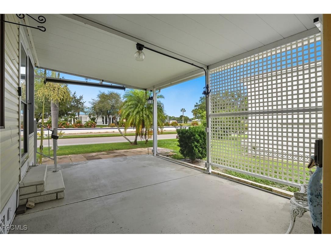 14527 Paul Revere Loop North Fort Myers FL 33917 2025013858 image4