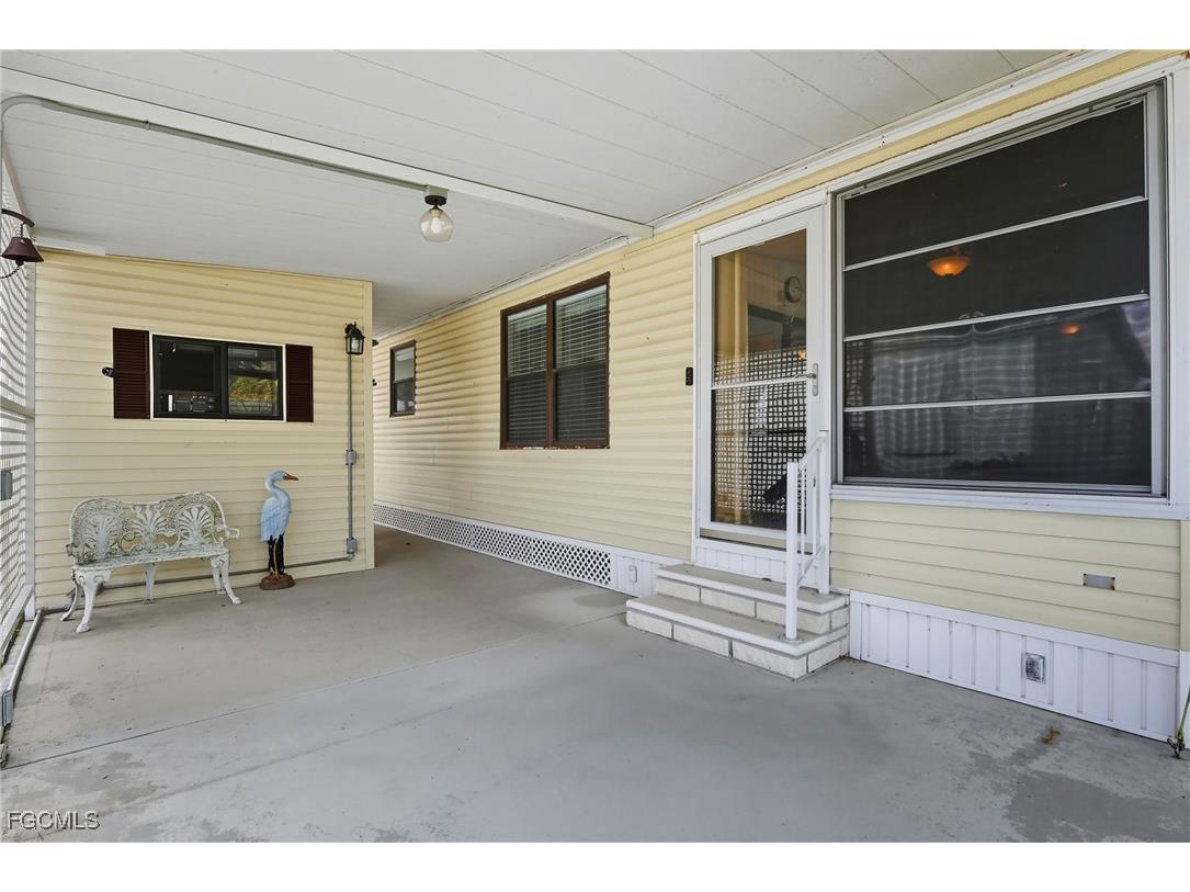 14527 Paul Revere Loop North Fort Myers FL 33917 2025013858 image5