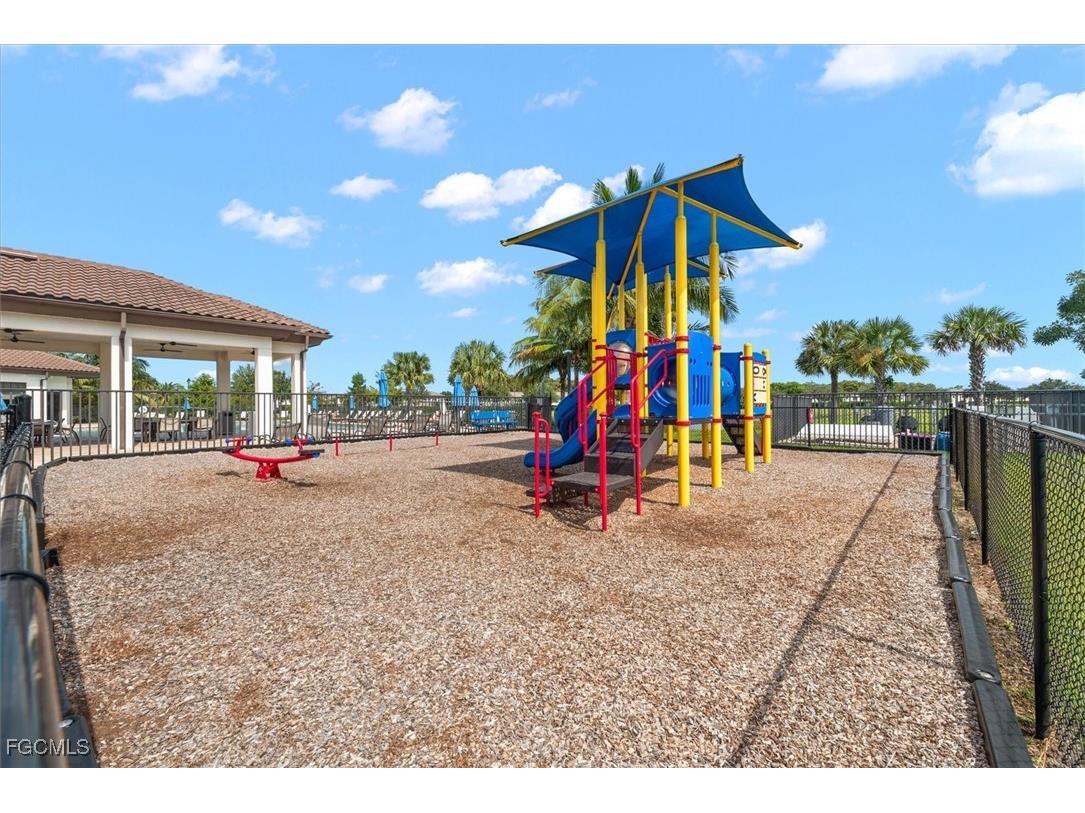 14528 Palamos Circle Fort Myers FL 33905 2025010755 image29