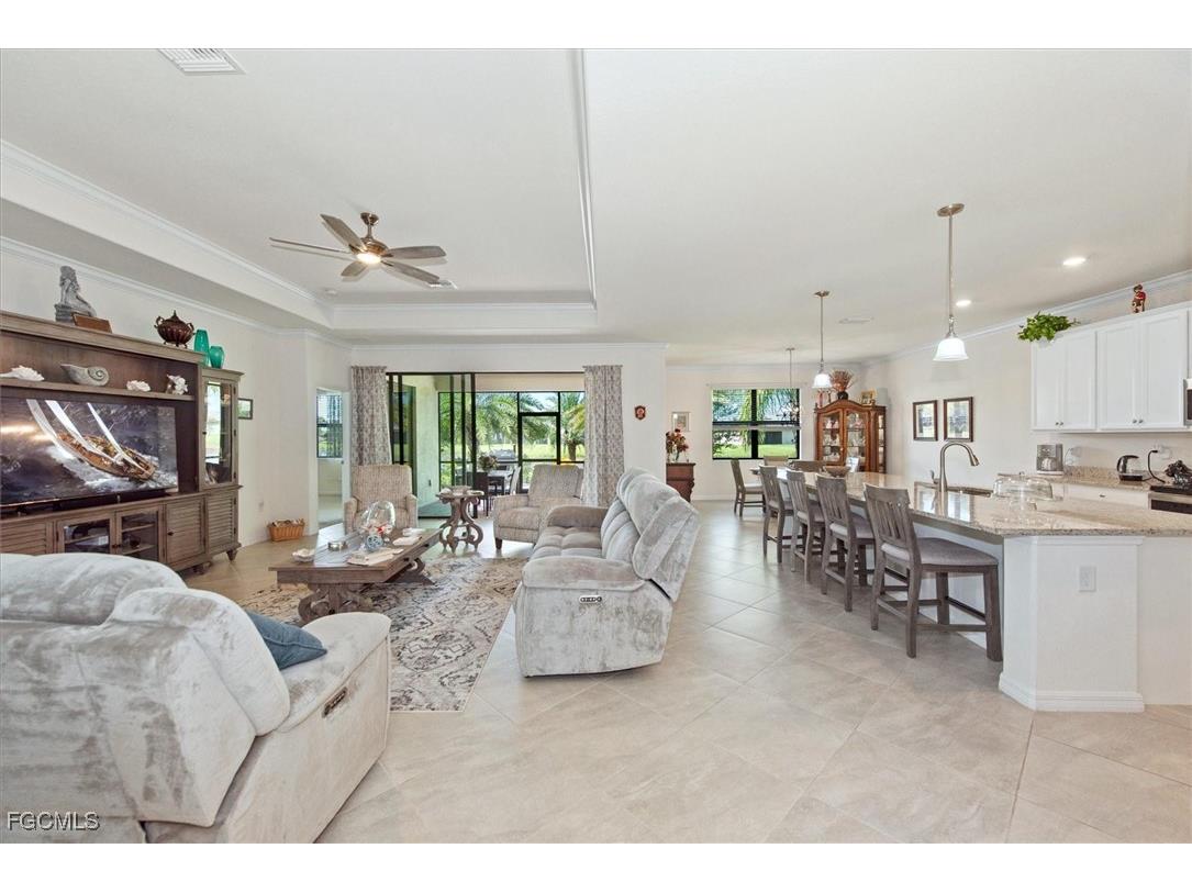 14528 Palamos Circle Fort Myers FL 33905 2025010755 image4