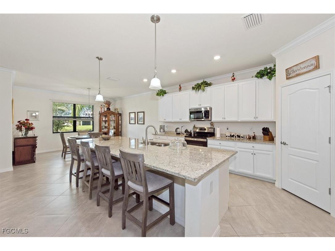 14528 Palamos Circle Fort Myers FL 33905 2025010755 image8