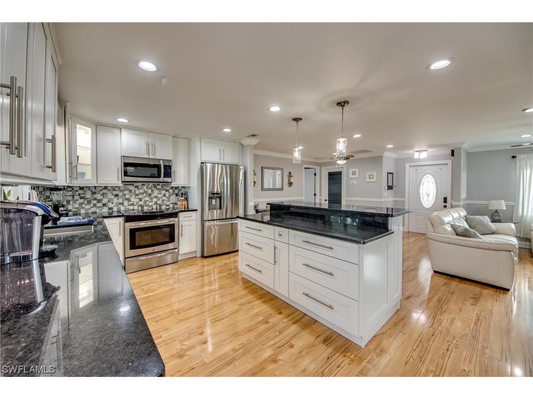 1453 SE 15th Street Cape Coral FL 33990 224003570 image1