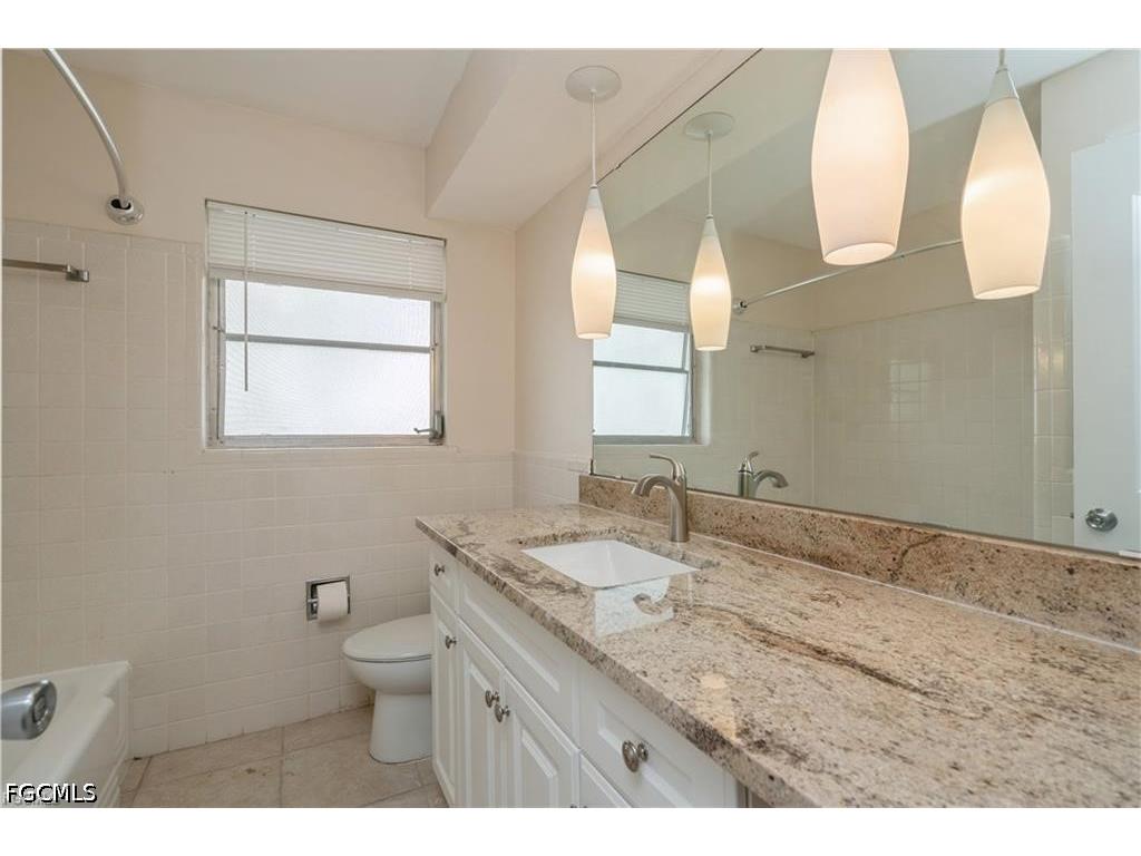 1453 Venetian Court Cape Coral FL 33904 2026020620 image8