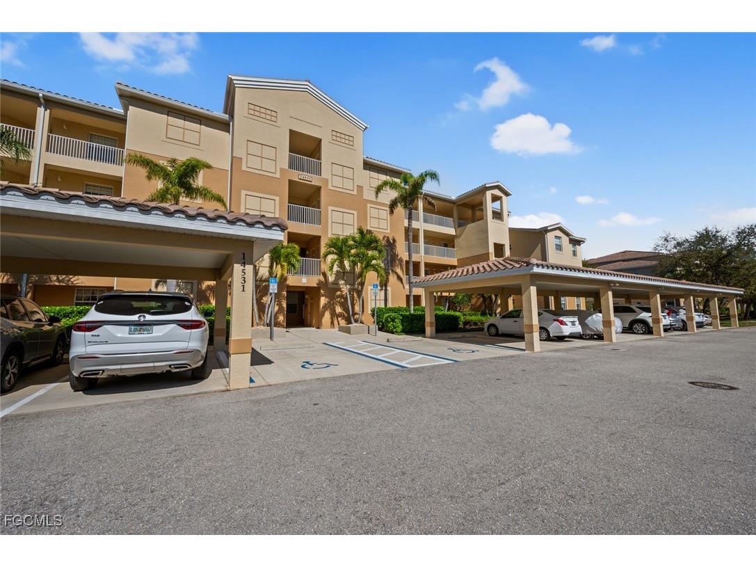14531 Legends Boulevard N #305 Fort Myers FL 33912 2025023177 image2