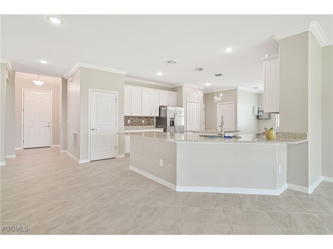 14535 Palamos Circle Fort Myers FL 33905 2025008872 image8