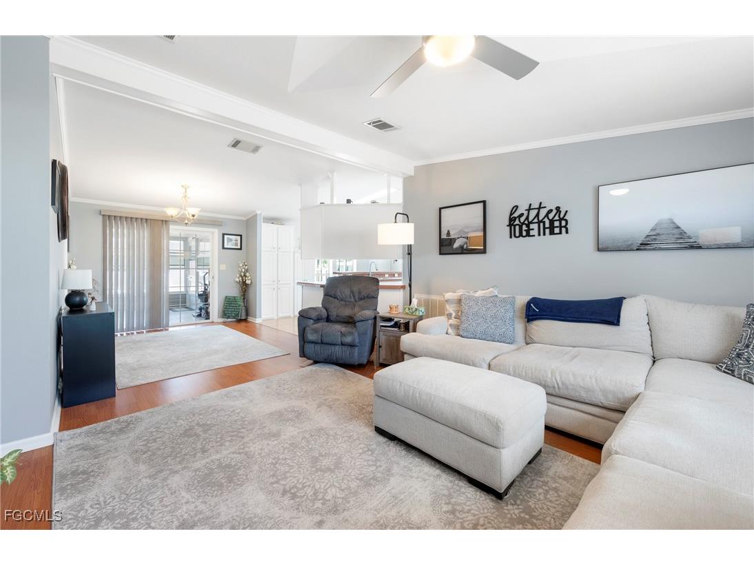 14537 Lara Circle North Fort Myers FL 33917 2025016160 image10