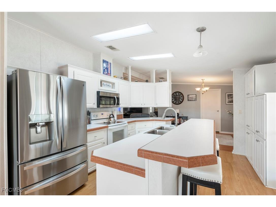 14537 Lara Circle North Fort Myers FL 33917 2025016160 image31