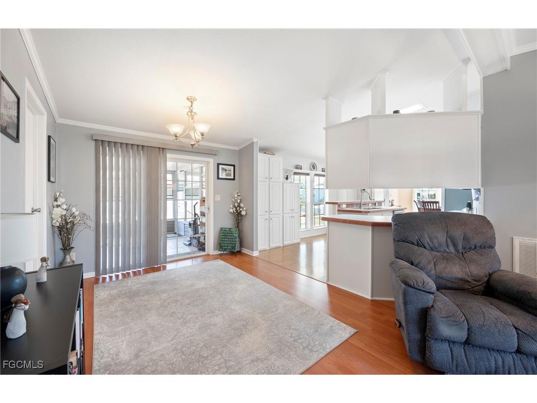 14537 Lara Circle North Fort Myers FL 33917 2025016160 image35