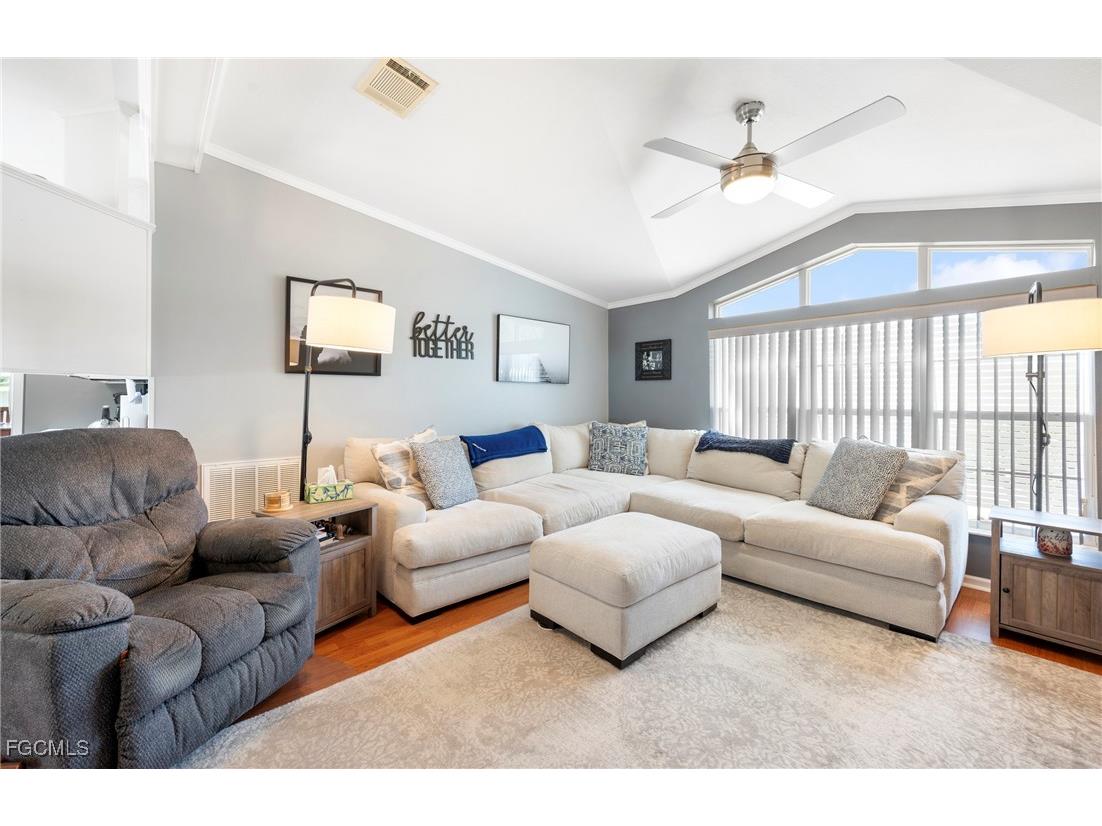 14537 Lara Circle North Fort Myers FL 33917 2025016160 image37