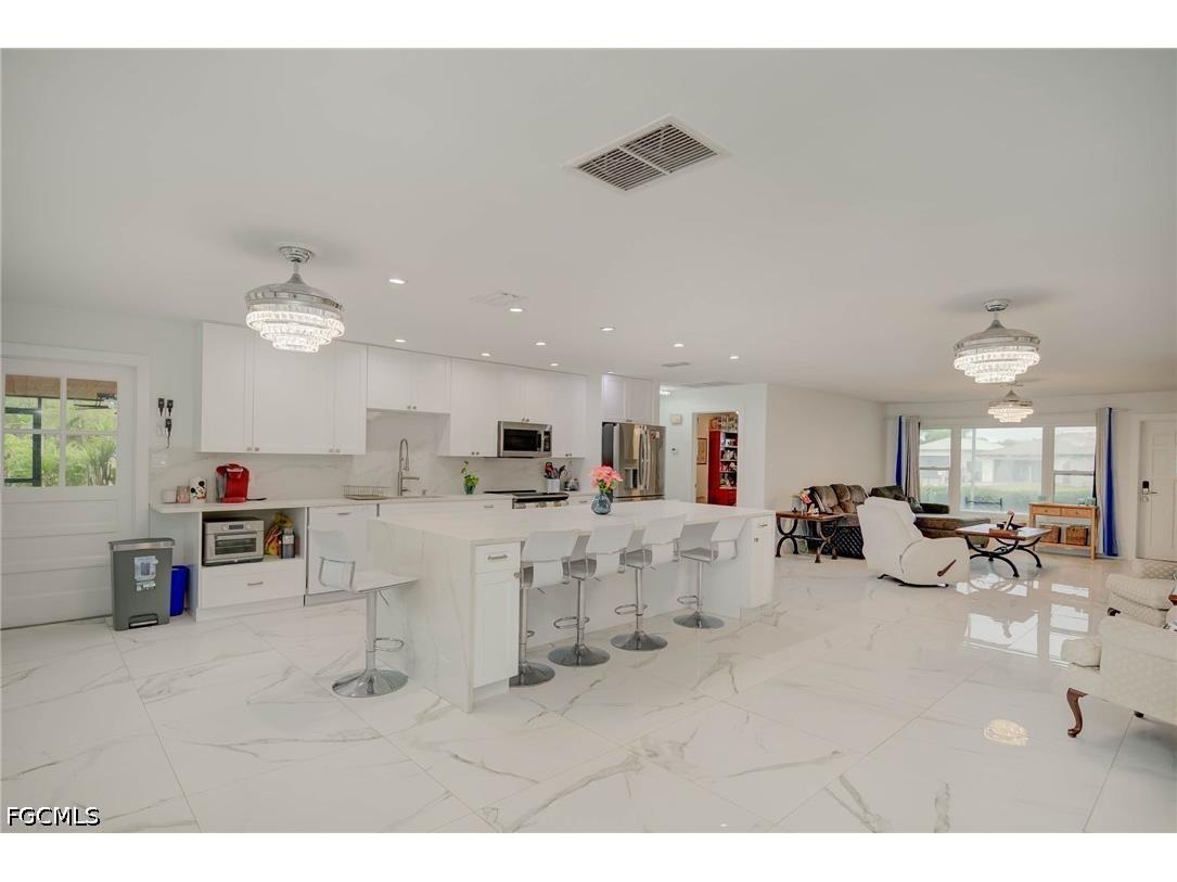 14539 Riverside Drive Fort Myers FL 33905 2026018472 image6
