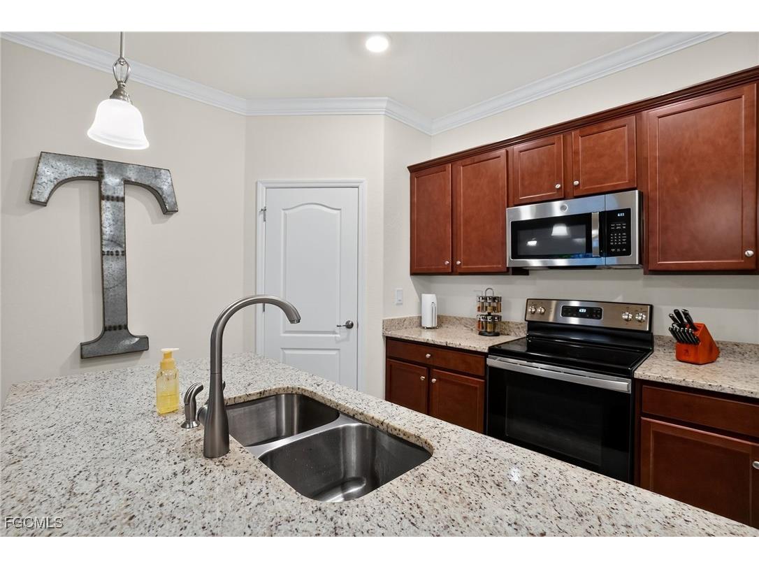 14542 Monrovia Lane Fort Myers FL 33905 2025010004 image5