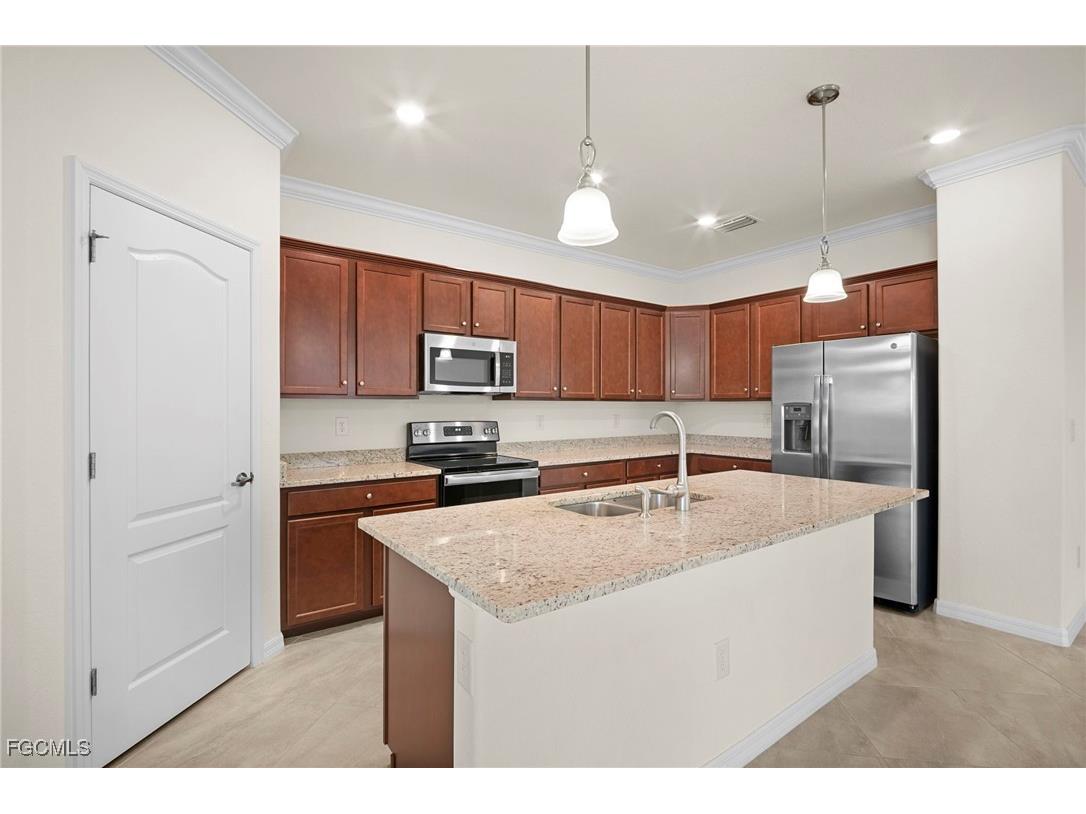 14542 Monrovia Lane Fort Myers FL 33905 2026002484 image10