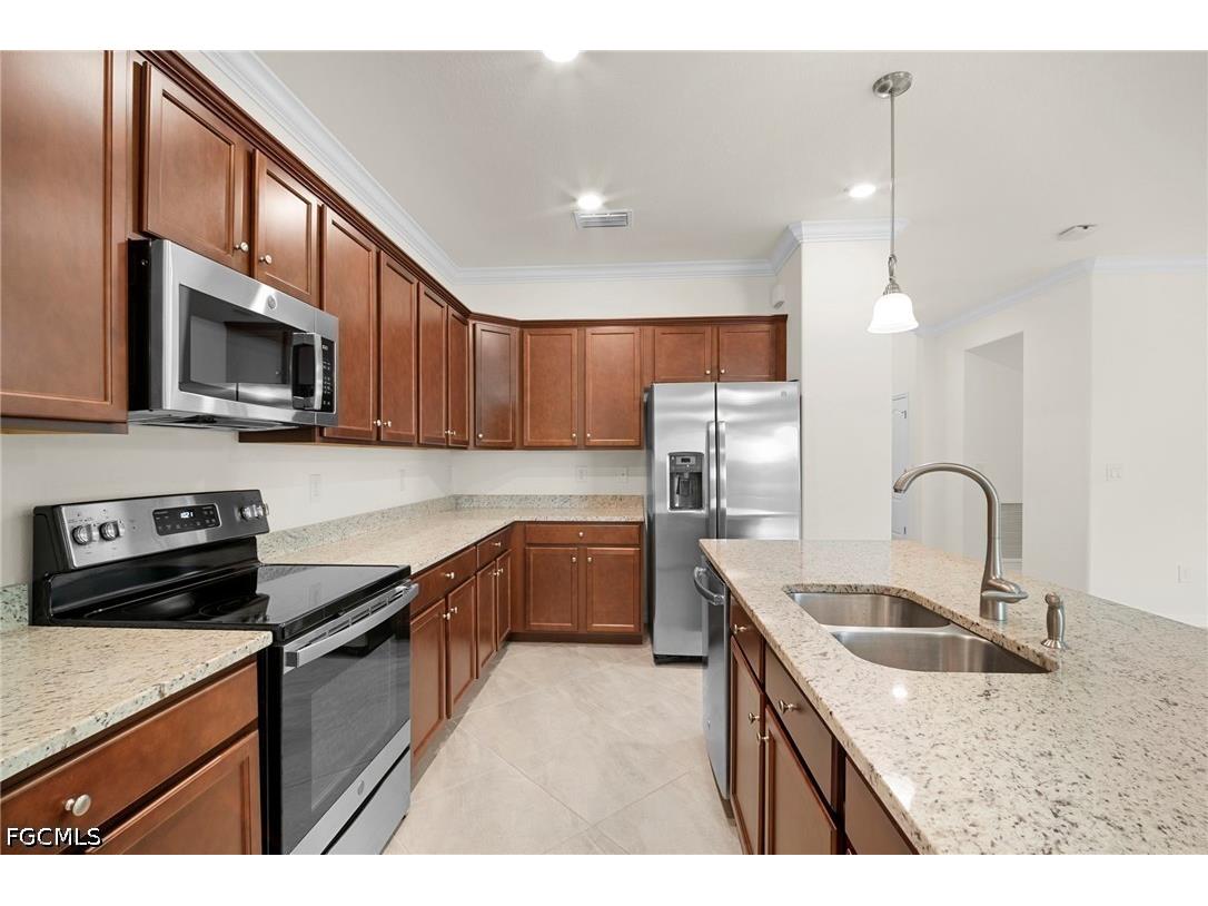 14542 Monrovia Lane Fort Myers FL 33905 2026020680 image12