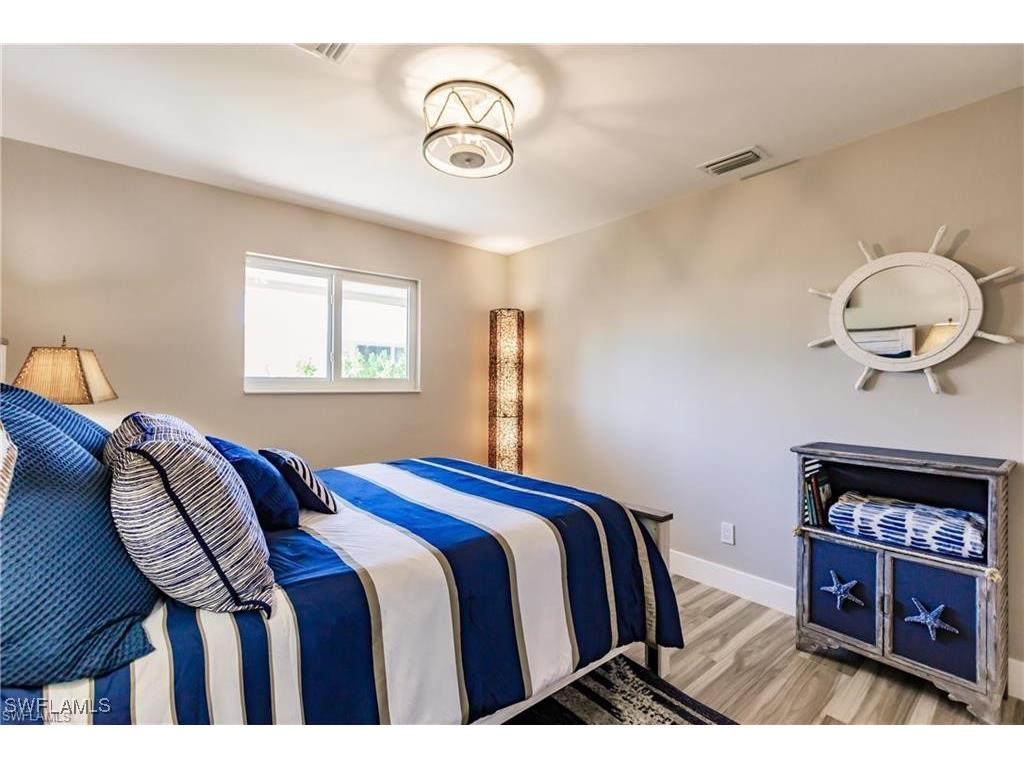 1455 Curlew Avenue #1 Naples FL 34102 225069620 image22