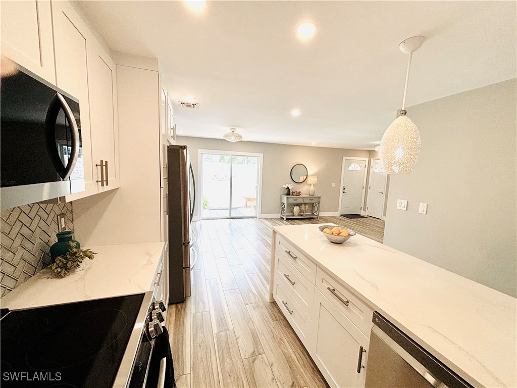 1455 Curlew Avenue #1 Naples FL 34102 225069620 image8