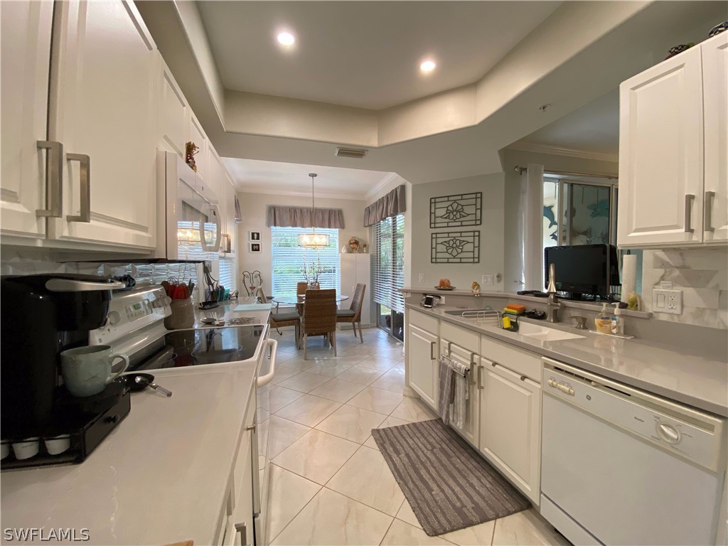 1455 Tiffany Lane #107 Naples FL 34105 226010652 image1