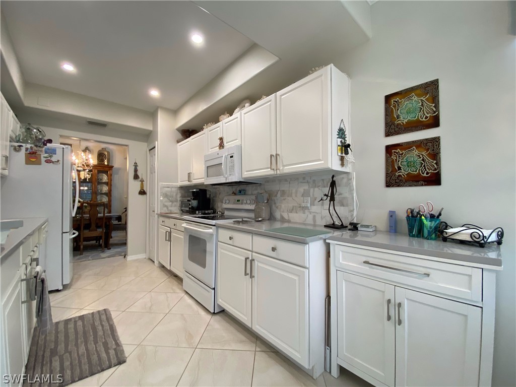 1455 Tiffany Lane #107 Naples FL 34105 226010652 image2