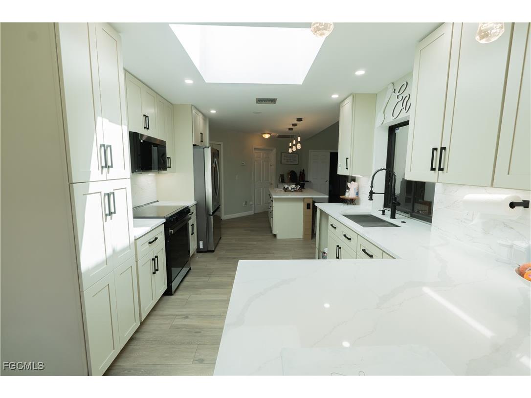 14557 Eagle Ridge Drive Fort Myers FL 33912 2025013949 image6