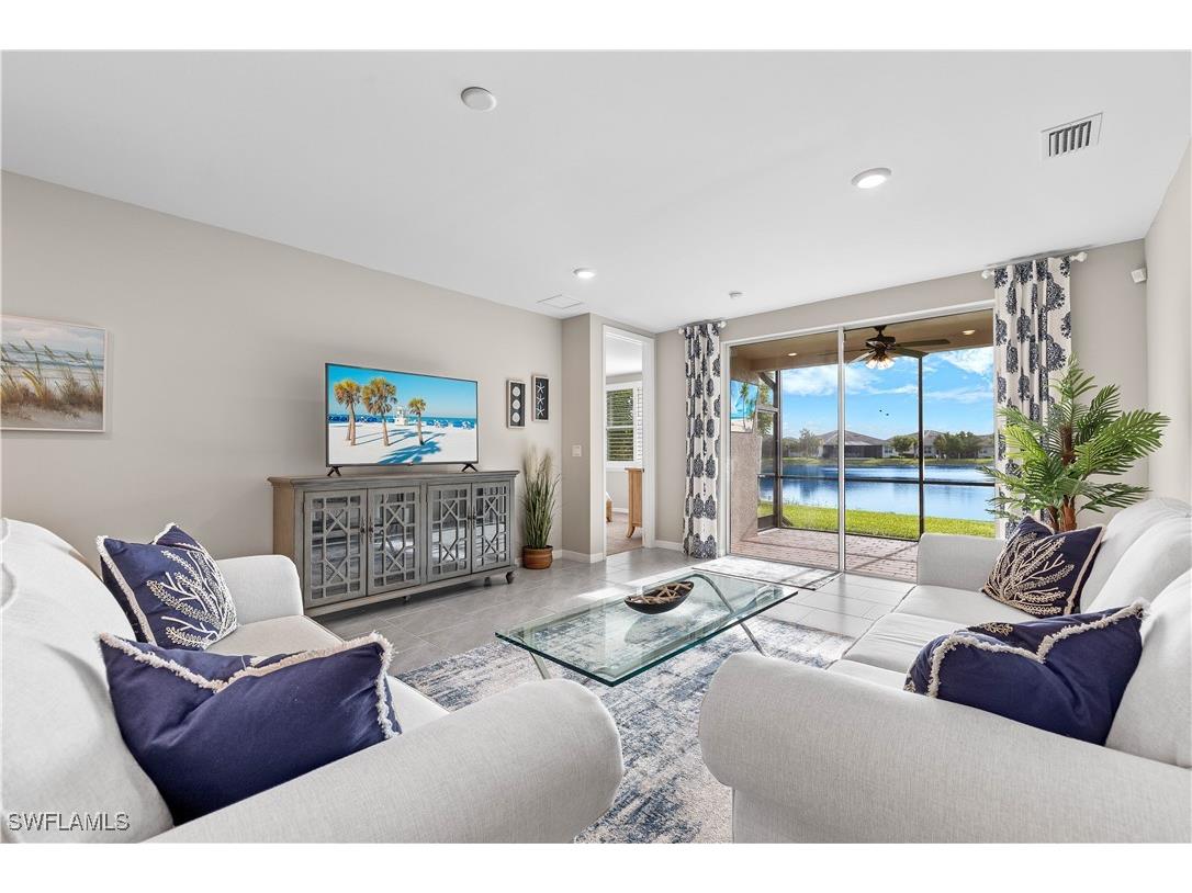 14558 Edgewater Circle Naples FL 34114 225072527 image1