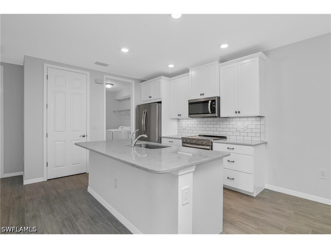 14559 Edgewater Circle Naples FL 34114 226014311 image5