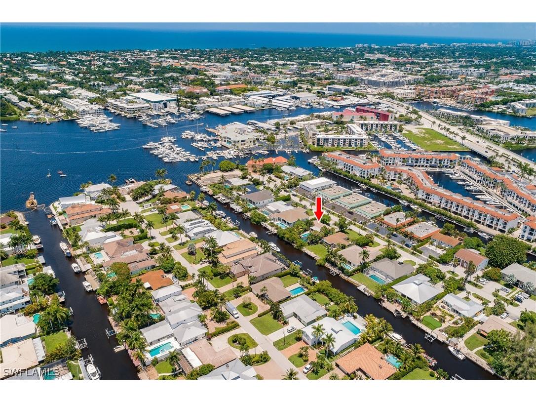 1456 Curlew Avenue Naples FL 34102 222069462 image1