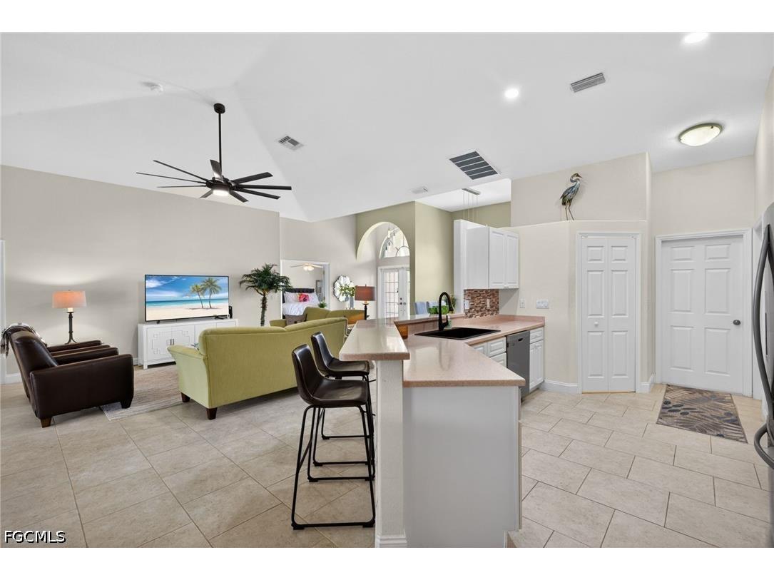 1456 SE 13th Terrace Cape Coral FL 33990 2026019338 image11