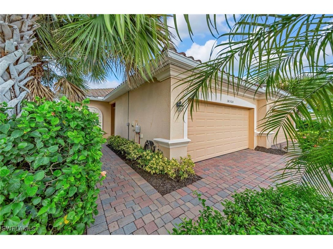 14560 Grapevine Drive Naples FL 34114 225068930 image1