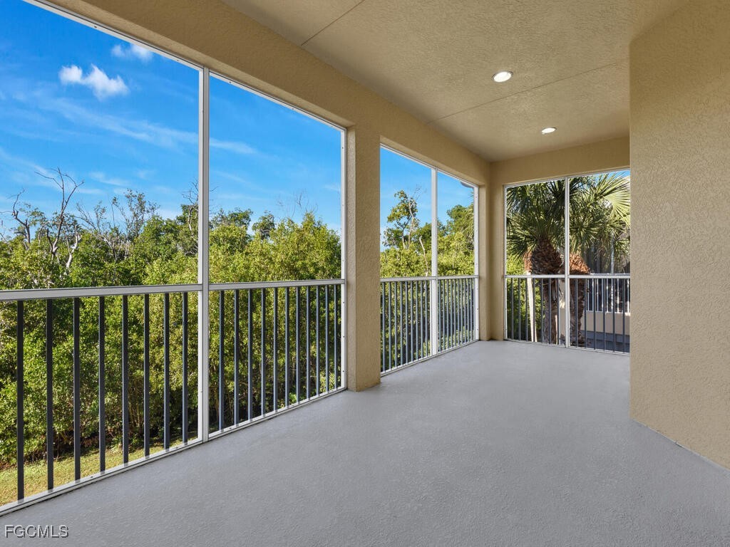 14562 Dolce Vista Road #202 Fort Myers FL 33908 2025025312 image29