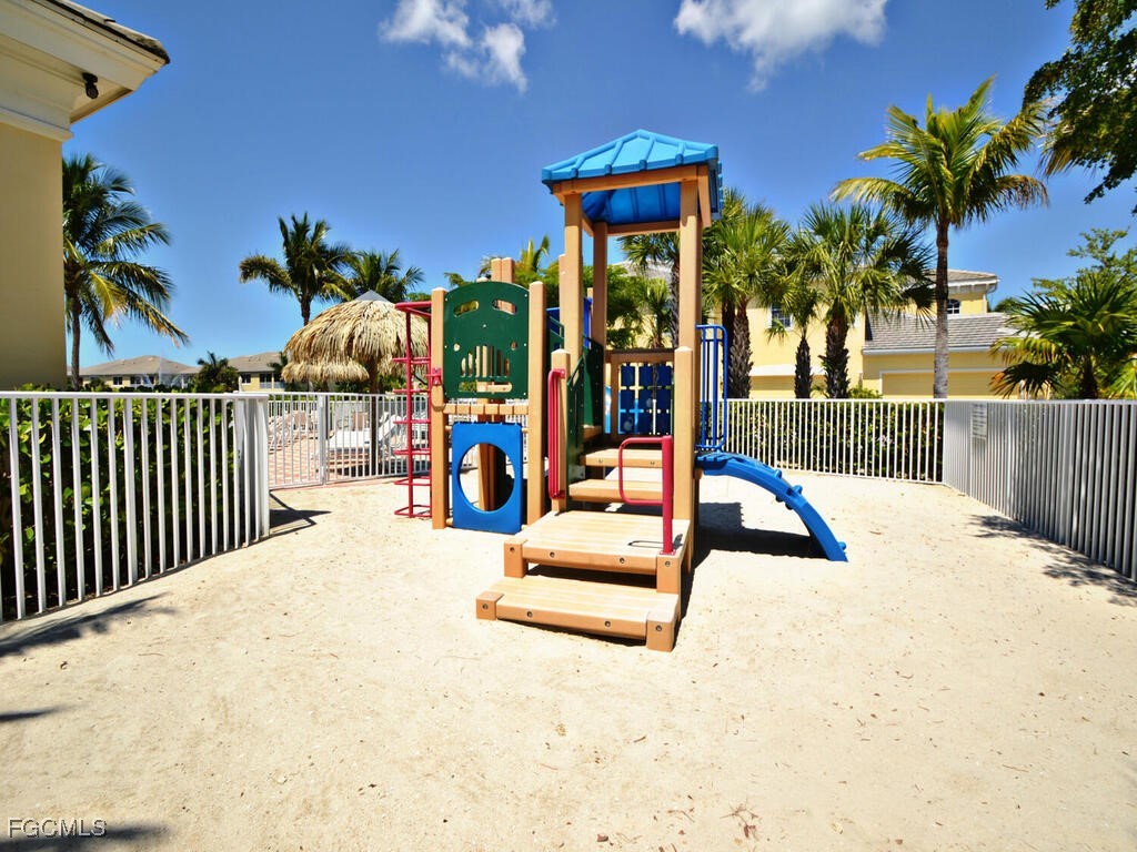 14562 Dolce Vista Road #202 Fort Myers FL 33908 2025025312 image33