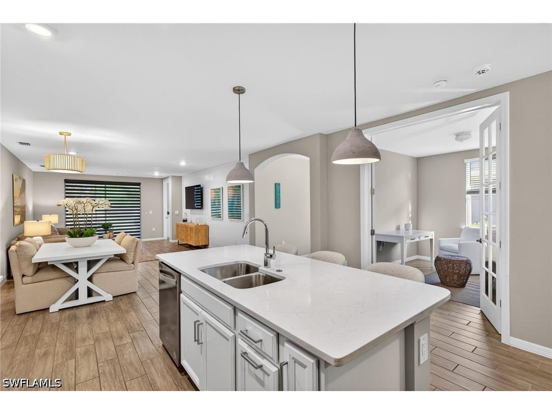 14567 Edgewater Circle Naples FL 34114 226012839 image10