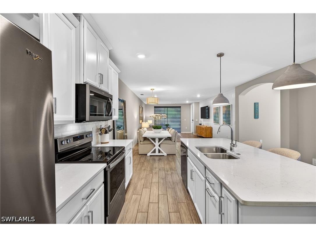 14567 Edgewater Circle Naples FL 34114 226012839 image12