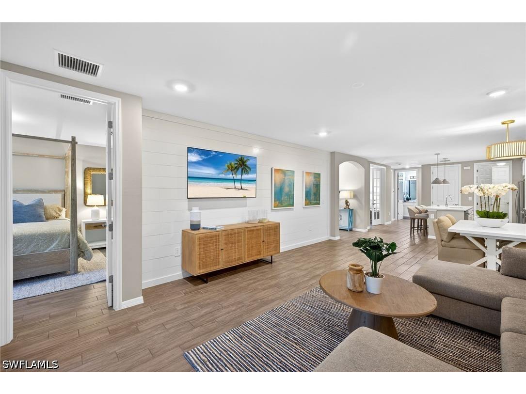 14567 Edgewater Circle Naples FL 34114 226012839 image3