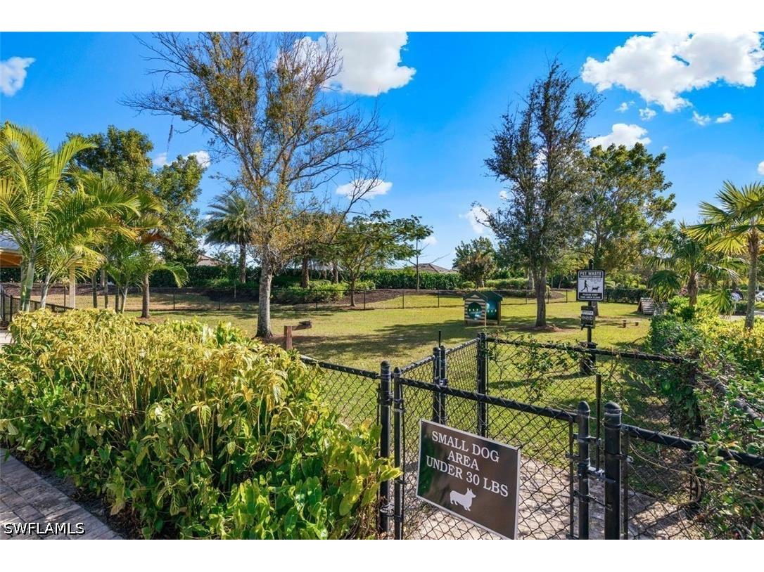 14567 Edgewater Circle Naples FL 34114 226012839 image41