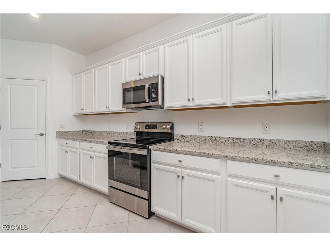 14580 Palamos Circle Fort Myers FL 33905 2025004521 image7