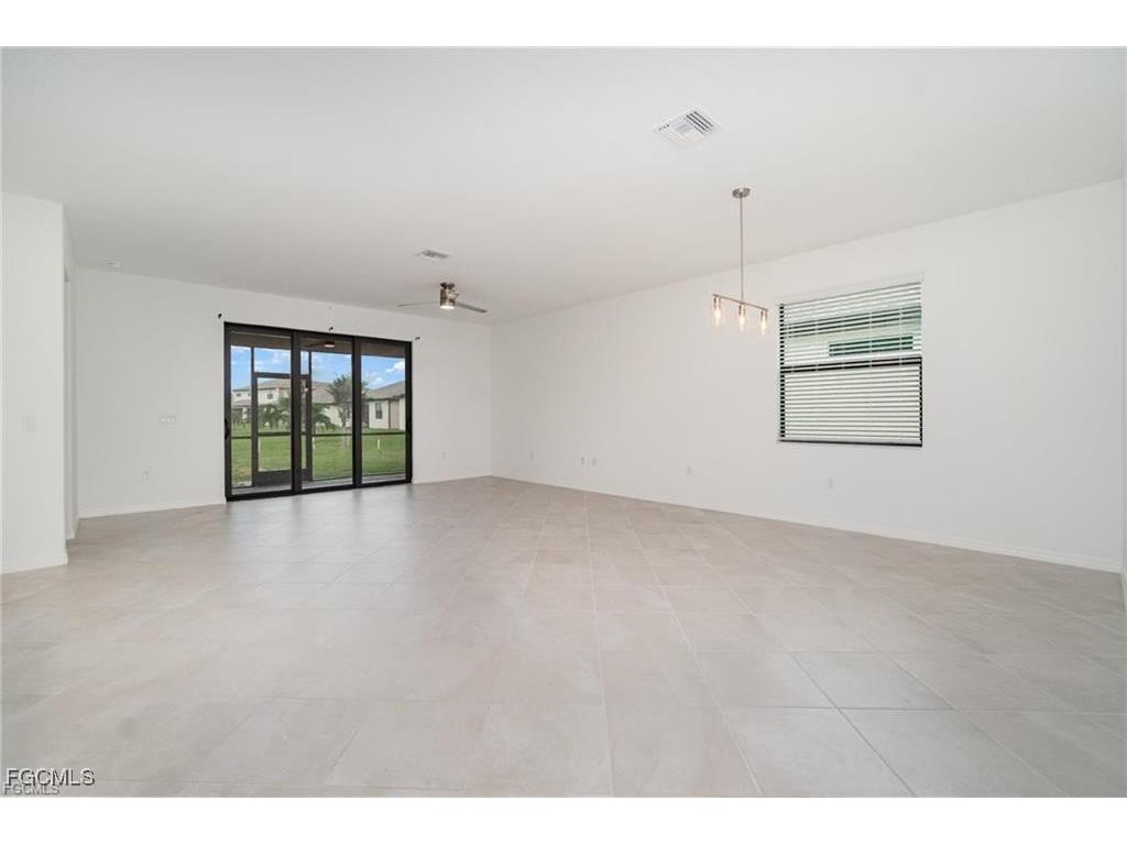 14580 Palamos Circle Fort Myers FL 33905 2025021586 image4