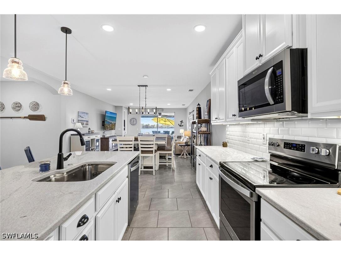 14582 Edgewater Circle Naples FL 34114 226019188 image8