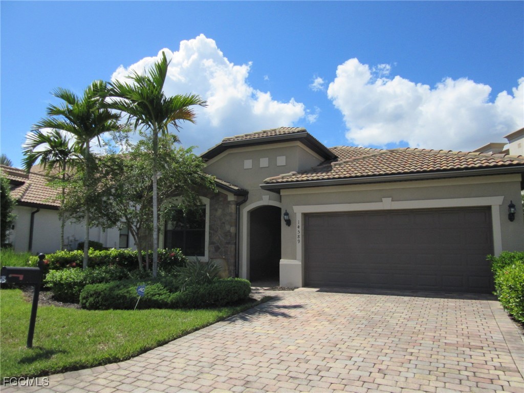 14589 Laguna Drive Fort Myers FL 33908 2025006327 image1