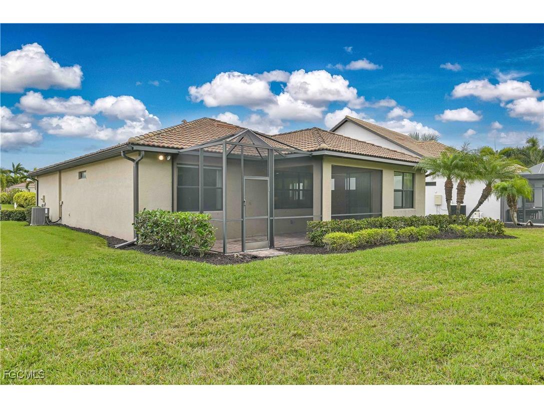 14589 Laguna Drive Fort Myers FL 33908 2026005978 image2