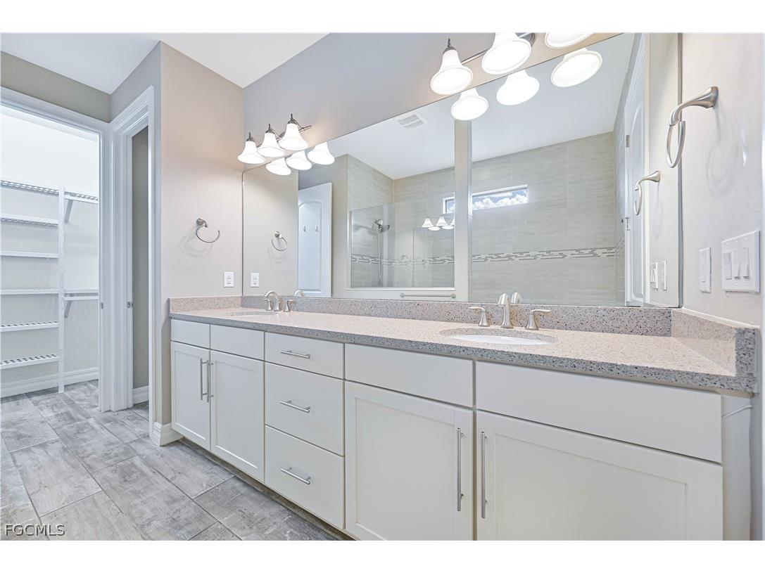 14589 Laguna Drive Fort Myers FL 33908 2026013036 image20