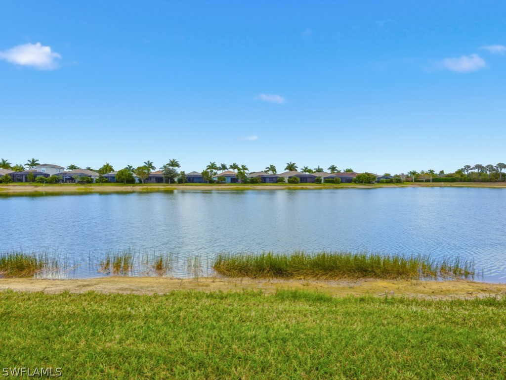 14591 Edgewater Circle Naples FL 34114 226008071 image1