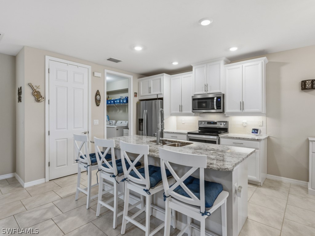 14591 Edgewater Circle Naples FL 34114 226008071 image2