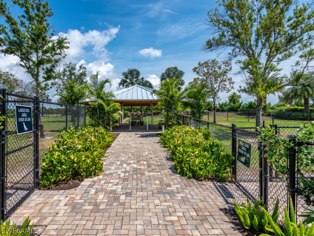 14591 Edgewater Circle Naples FL 34114 226008071 image30
