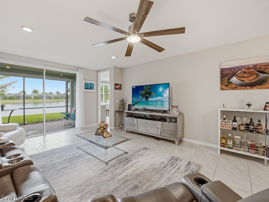 14591 Edgewater Circle Naples FL 34114 226008071 image5