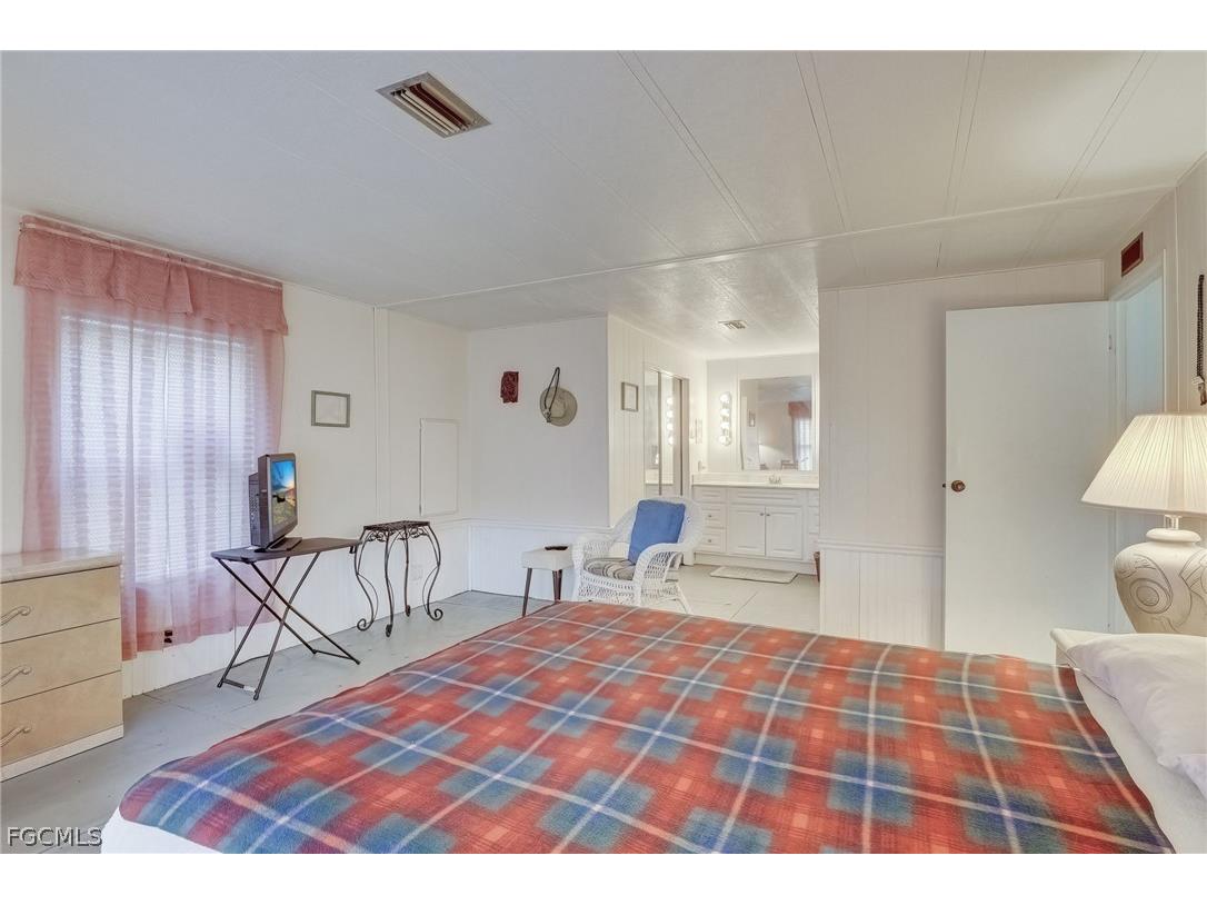 14597 Paul Revere Loop North Fort Myers FL 33917 2026010154 image20