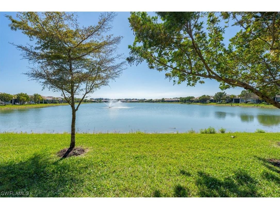 14598 Edgewater Circle Naples FL 34114 224017035 image1